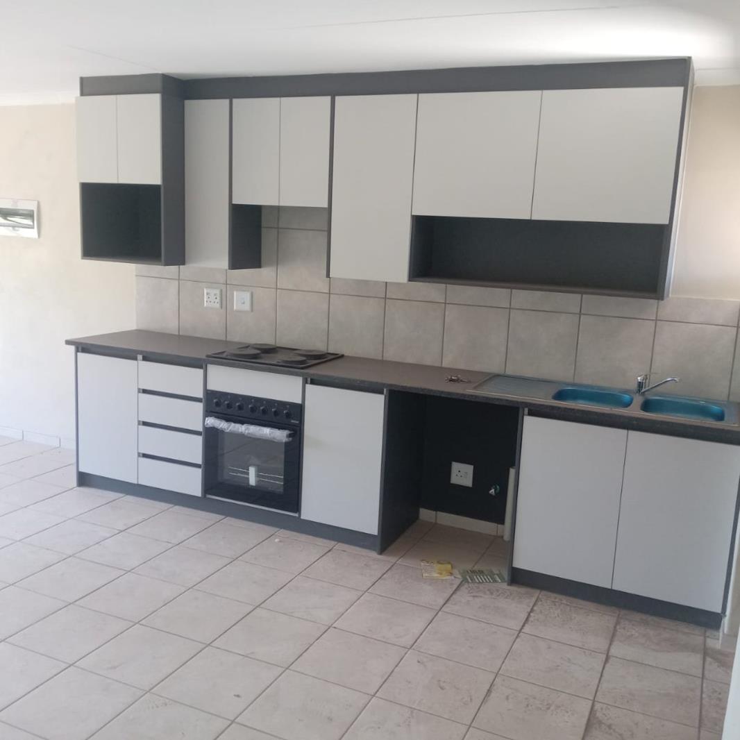 Apartment in Cloverdene - View 3