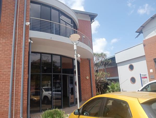 425  m² Retail Space