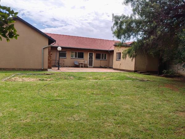 5 Bedroom Townhouse