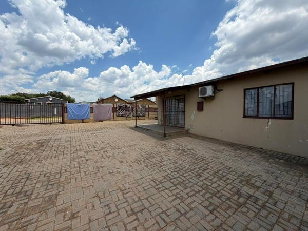 4 Bedroom House