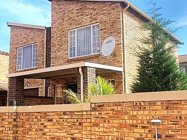3 Bedroom Townhouse