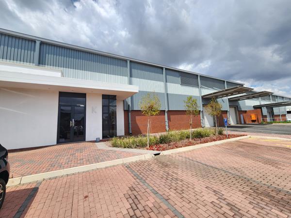 1 235  m² Industrial space