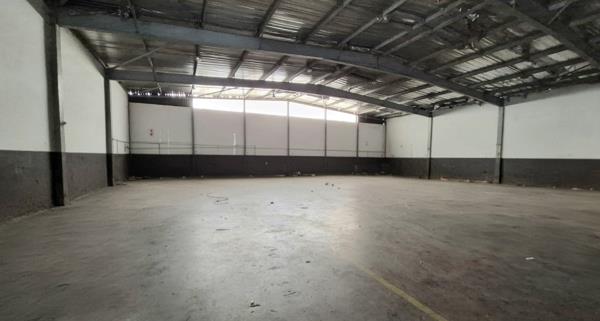 850  m² Commercial space
