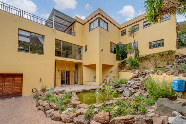 6 Bedroom House