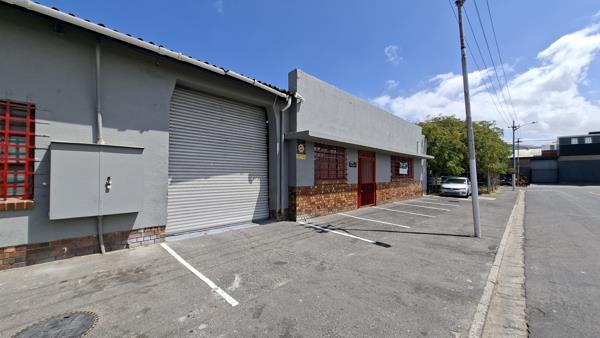 815  m² Industrial space