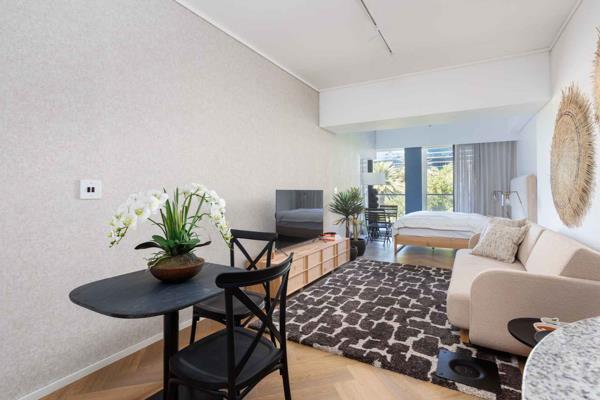 Studio Apartment