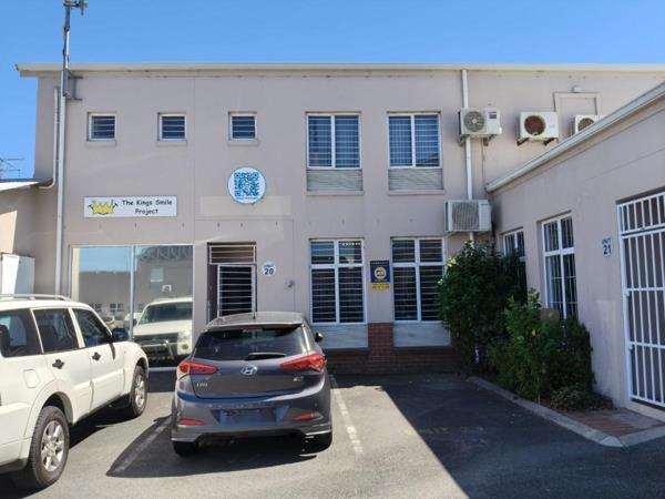 124  m² Commercial space