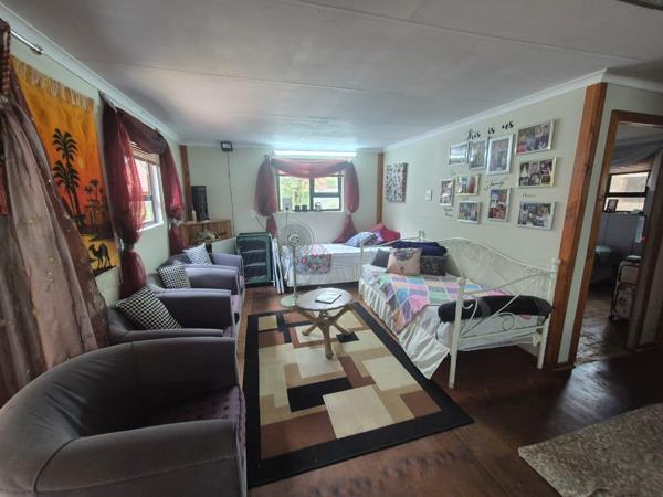 2 Bedroom House