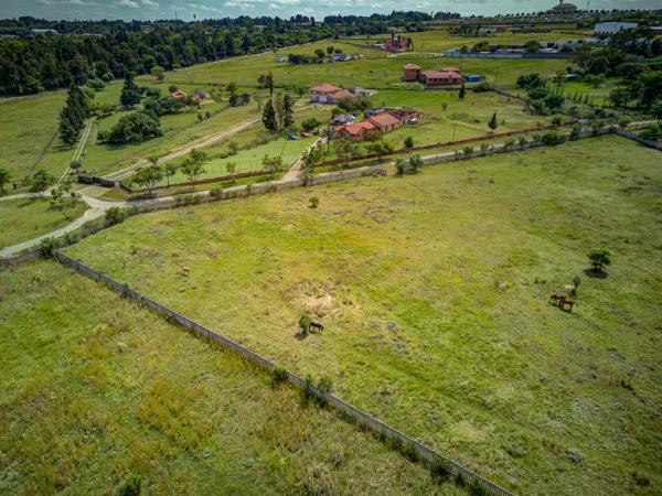1.5 ha Land