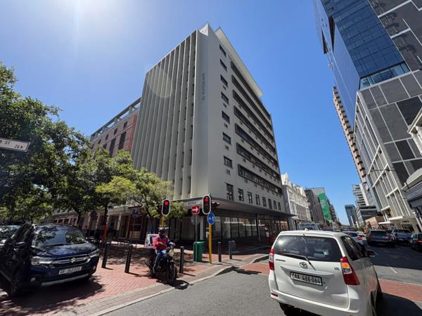 335  m² Commercial space