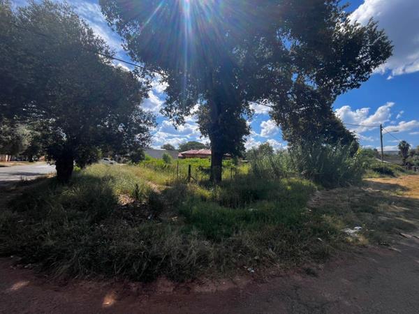 918 m² Land