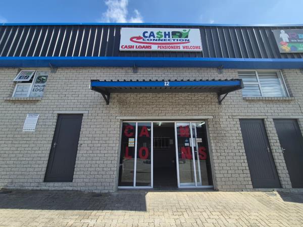 42  m² Retail Space