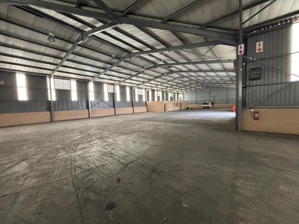3 300 m² Industrial space