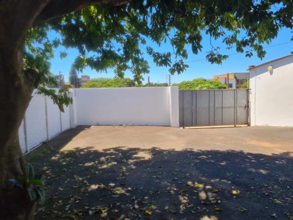 235  m² Office Space