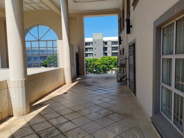 250  m² Office Space