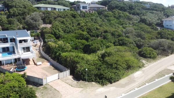 1 197 m² Land