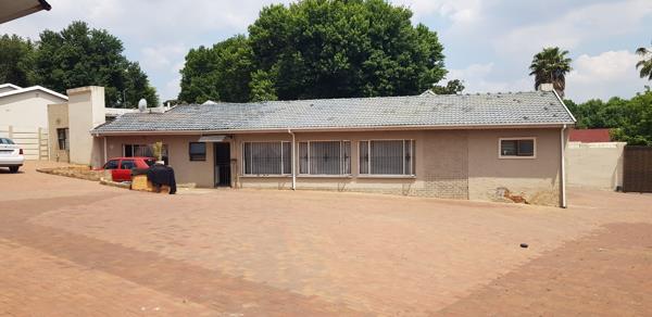 9 Bedroom House