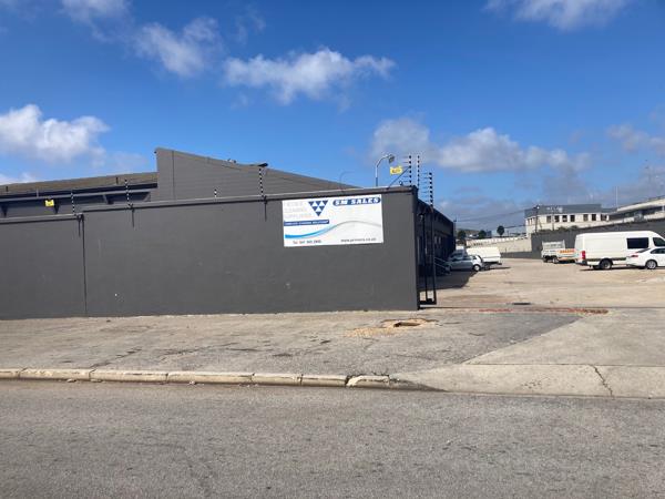 1 049  m² Industrial space