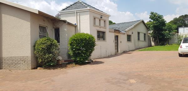 9 Bedroom House