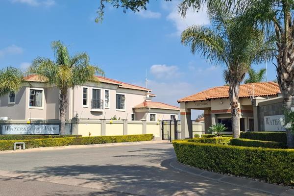 676 m² Land