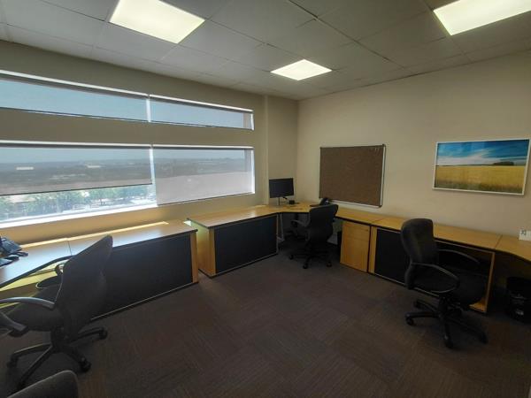 253  m² Commercial space