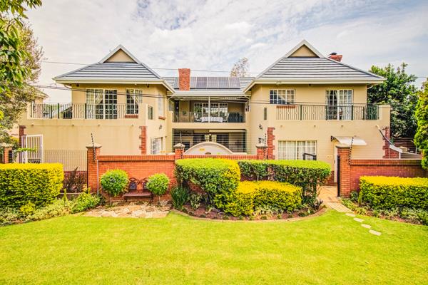 6 Bedroom House