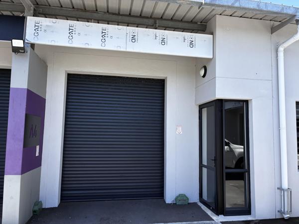 282  m² Industrial space