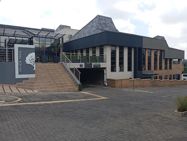 400  m² Commercial space