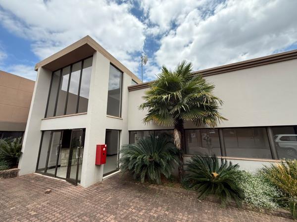 527  m² Commercial space