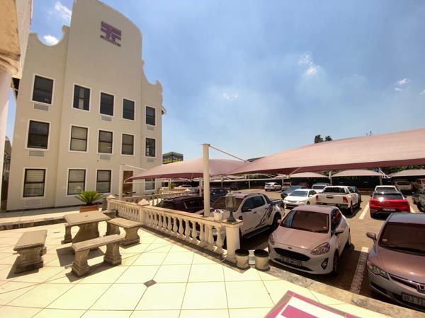 27  m² Office Space