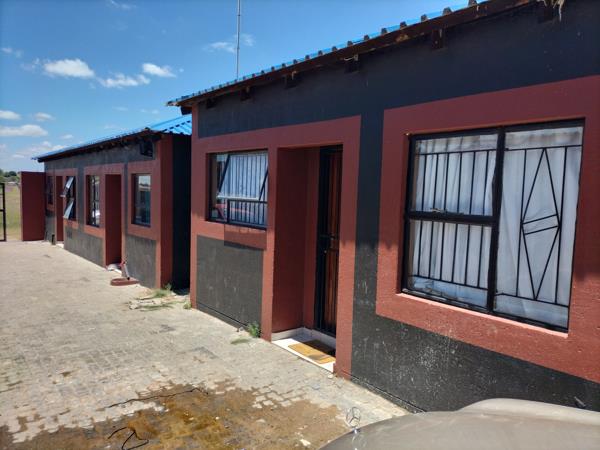 320  m² Commercial space