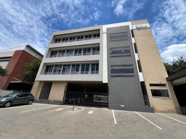 253.3  m² Commercial space