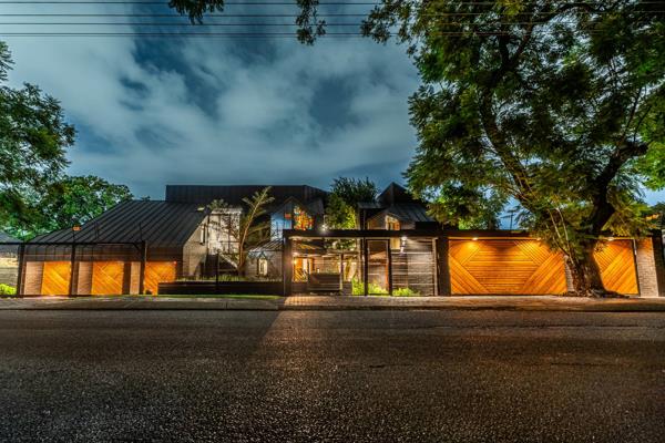 6 Bedroom House