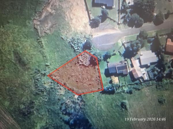 1 311 m² Land
