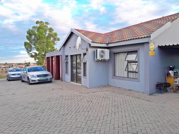 2 Bedroom House