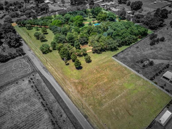 8 580 m² Land