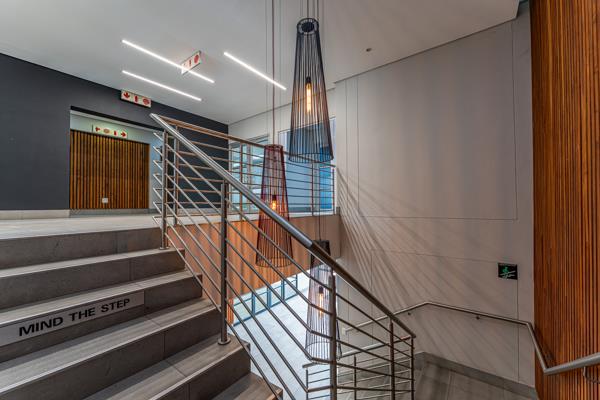 414 m² Commercial space