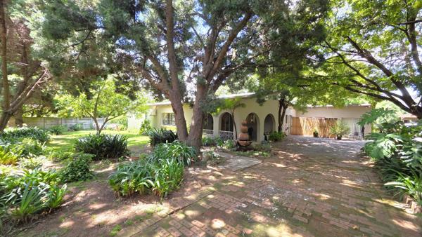 10 Bedroom House