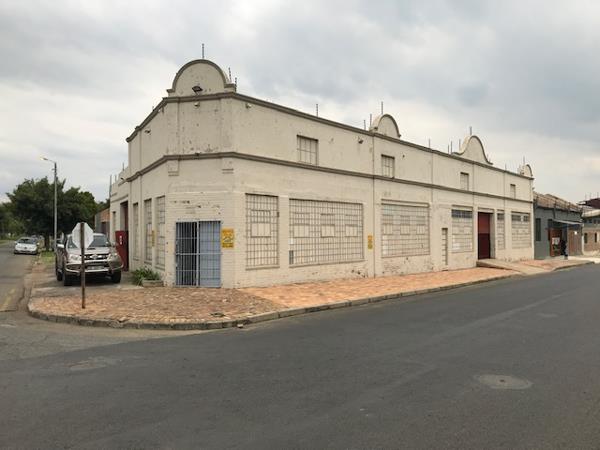 580  m² Industrial space