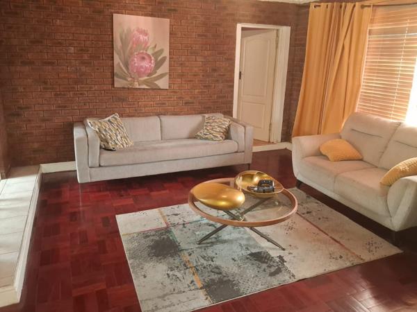 6 Bedroom House