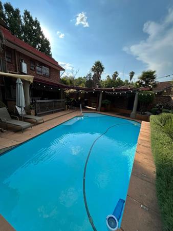 8 Bedroom House