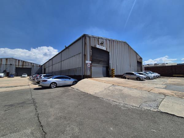8 000 m² Industrial space