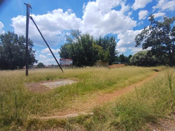 4 975 m² Land