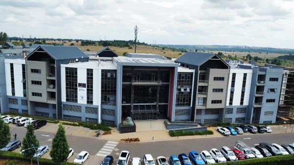 250  m² Commercial space