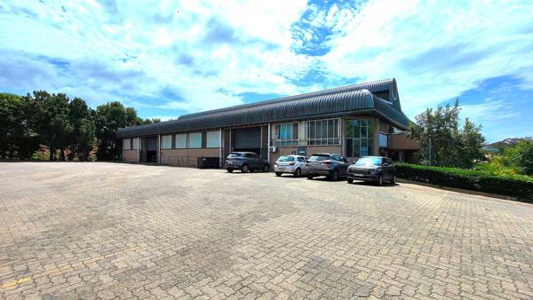 1 878  m² Industrial space