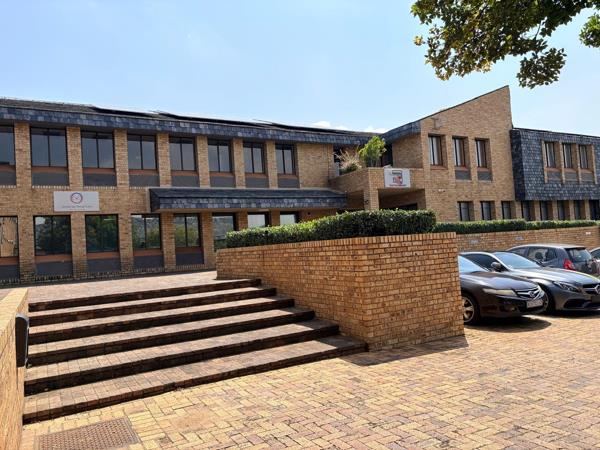 156  m² Commercial space