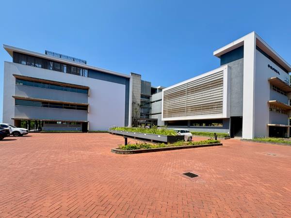 552.4  m² Commercial space