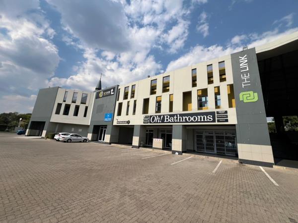 346  m² Commercial space