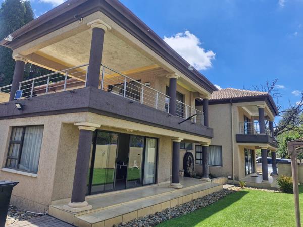 6 Bedroom House