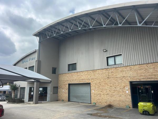 1 660  m² Industrial space